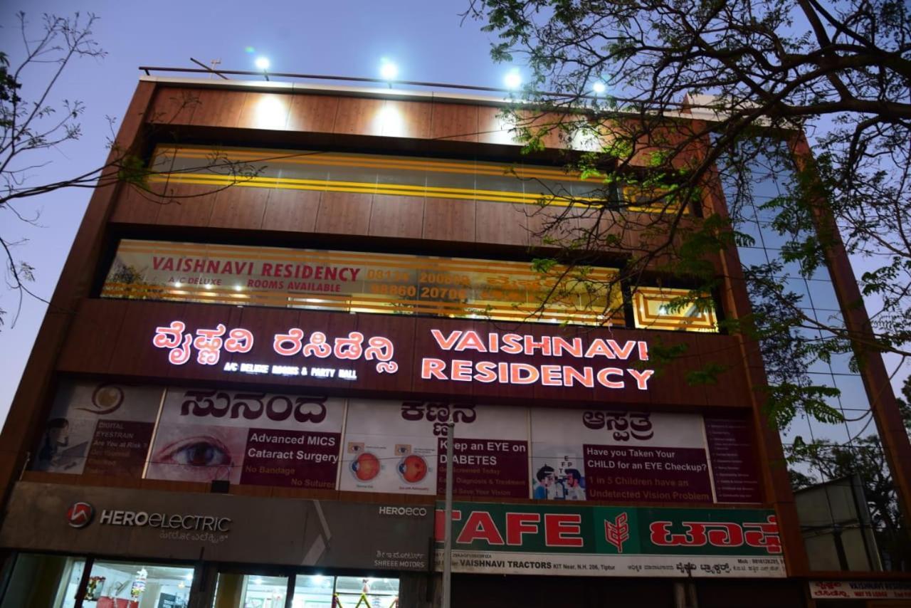 Vaishnavi Residency Tiptur 호텔 Tarikere 외부 사진