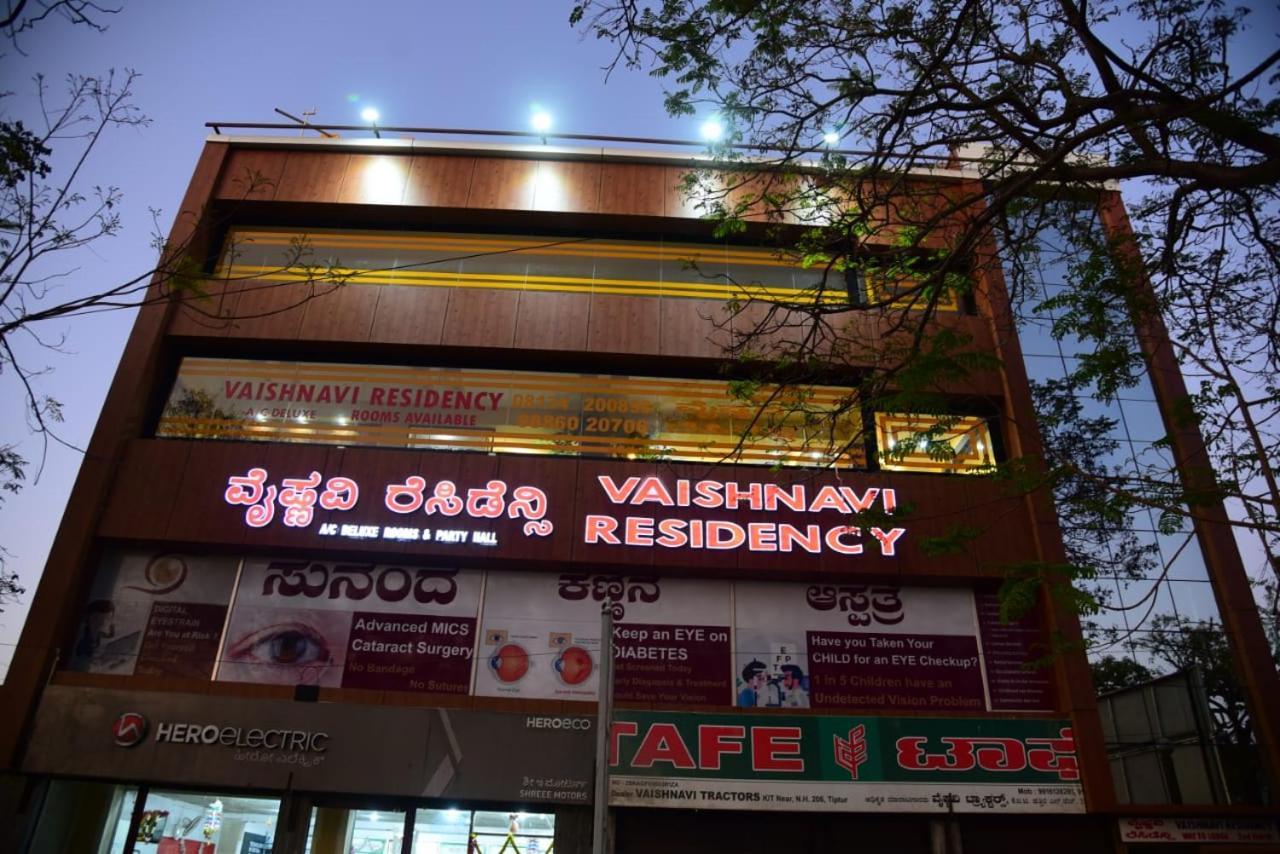 Vaishnavi Residency Tiptur 호텔 Tarikere 외부 사진